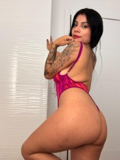 APASIONADA Y ENCANTADORA COLOMBIANA EN VíA JULIA