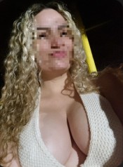 FIESTERA COLOMBIANA DE LUJO, CARIÑOSA Y CALIENTE