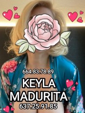 MUJER MAYOR NECESITADA QUE LE AYUDEN EN SU CAMA .