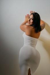 RECIÉN LLEGADA... ¿ME ACOMPAÑAS? 641969545