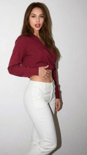 SOY UNA JOVENCITA  MUY DIVERTIDA Y EXTROVERTIDA