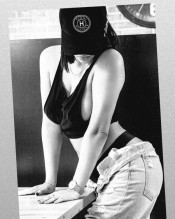 FIESTERA JOVEN SI QUIERES PLACER NO LO DUDES
