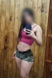 JOVEN GUAPA DELGADITA EN VALDEPEñAS