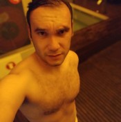 JOVENCITO BIEN DOTADO Y VENOSO, FETICHISTA