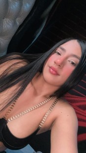 SOY ANA CLARA  INICIANTE  TENGO 19 AÑITOS