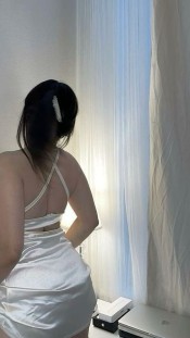 JOVENCITA LATINA ARDIENTE DESPLAZAMIENTO 24H