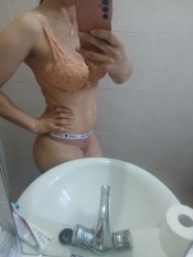 MARíA  DELGADITA CACHONDA- FIESTAS LARGAS NOCHE ENTERA