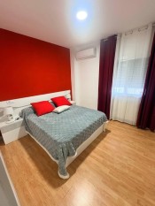 CASA CON HABITACIONES MUY CóMODAS