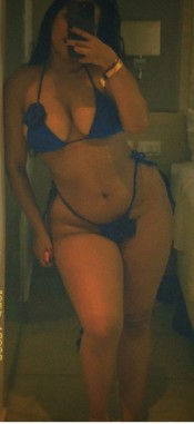 TOP, HOLA AMOR SOY YESSICA PARAGUAYA MUY