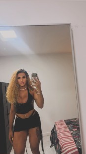 TRANS BRASILEñA DOMINADORA EN (SANTS )– FANTASíAS Y PODER FEMENINO