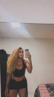 TRANS LATINA MUY CALIENTE EN( SANTS ) TRATO DE NOVIOS SEN TABú