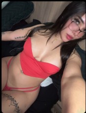 PAOLA TU DULCE CHICA JOVENCITA CON GAFITAS POR PRIMERA VEZ EN MILLADOIRO