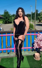 SEÑORA TRANS, MUY MORBOSA Y COMPLACIENTE...!!!
