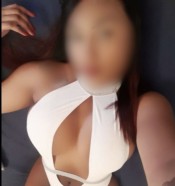 CAMILA CACHONDA TRÍO FIESTA JUGUETES PISO PRIVAD