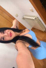 SOY ESA DULZURA QUE NO TE CANSAS DE COMER Y DISFRUTAR DE PLACER