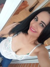 CHICA FIESTERA  Y CAÑERA