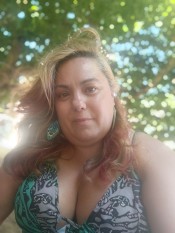 GALLEGA , MADURITA GORDITA MUY ESPECIAL ,EN VILAGARCÍA.