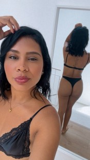 MIA EXOTICA Y APASIONADA