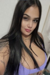 KAROLA VENEZOLANA CURVY BONITA