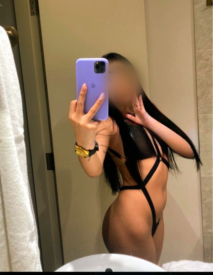 MELISA DIVERTIDA, EXTROVERTIDA Y MUY CARIñOSA