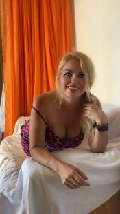 VIP VIP MIA   EN BENIDORM POR UNA SEMANA BEBES
