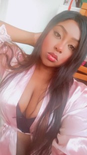 662327413 LEIDY REINA FIESTERA, ERÓTICA Y ARDIENTE