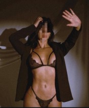 HERMOSA, ATRACTIVA Y SEXY CHICA FIESTERA