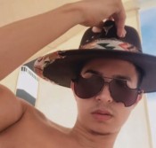 HAGO MASAJES A CABALLEROS SOY JOVEN Y GUAPO
