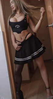 PRECIOSA COLOMBIANA RUBIA MUY SEXY