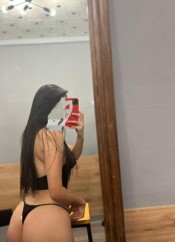 CHICA JOVENCITA LATINA NUEVA EN LA CIUDAD