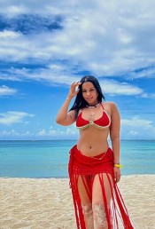 UNA HERMOSA INDIA NEGRA NUEVA EN TU PAíS VEN AMI