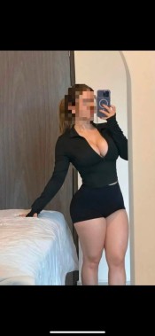 DANA LATINA GUAPISIMA, CACHONDA Y MUY CARIñOSA.