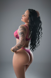 DELICIOSA IMPLICADA EXQUISITA ANSIOSA DE PLACER