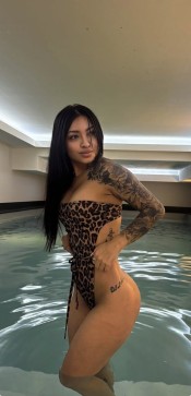 DANIELA UNA TENTACIóN SUAVE