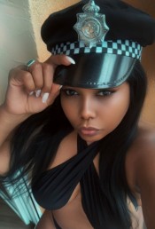 ACOMPAñANTE ESCORT BRASILEñA SEXO CAñERO TORRELAVEGA