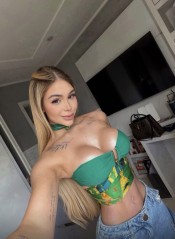 COLOMBIANA SUPER LUJO RUBIA MUY SEXY