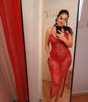 CACHONDA  FIESTERA  MUY CARIñOSA  ALI