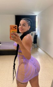 GUAPA LATINA CALIENTE FIESTERA A TOPE IMPLICA Y MUY CAÑERA