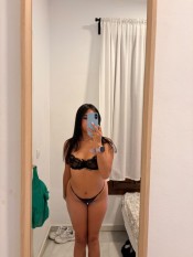 HERMOSA FIESTERA HERMOSAS CURVAS