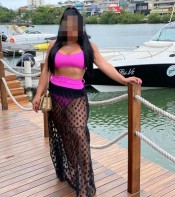 50€ LA HORA MASAJISTA PROFESIONAL TERAPEUTA MADURITA GUAPETONA.