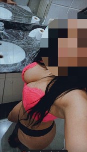 COLOMBIANA CERCANA CON MUCHO ENCANTO Y SIMPATÍA