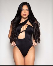LATINA CUERPO PEQUEñO Y PROVOCADOR