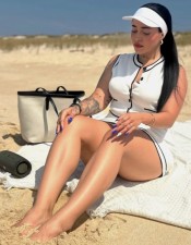 SOY UNA DAMA EN PúBLICO Y MUY TRAVIESA EN LA CAMA.