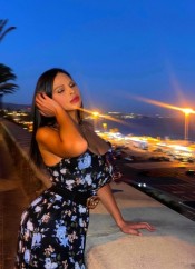 FLAVIA MEIRELLES. TRANS EXOTICA Y ELEGANTE INOLVIDABLE