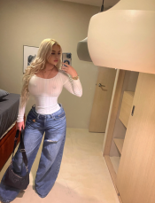 VALERY UN BESO DE ORO TIBIO