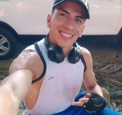 JORDAN MASAJISTA PROFECIONAL Y ACTIVO  21 CM