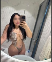CHICA CALIENTE CON GANAS DE FIESTA