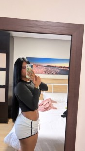 CHICA JOVEN CON TODA LA EXPERIENCIA EN FOLLAR RICO