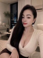 LAS CHICAS ORIENTALES MáS ENCANTADORAS Y ATREVIDAS DE VALENCIA