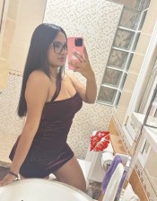 DOS AMIGAS LATINAS FIESTERAS EN FUENGIROLA